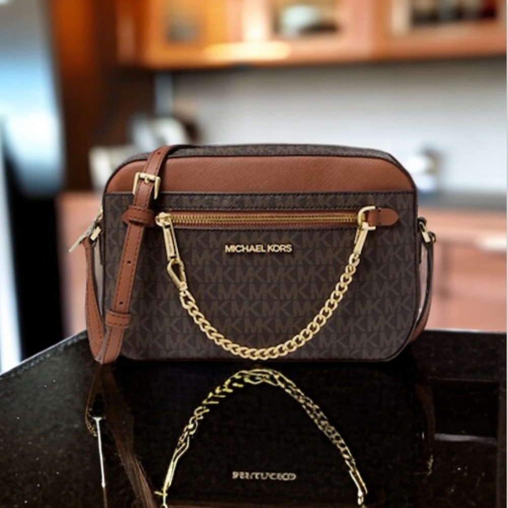 MICHAEL MICHAEL KORS Jet Set Large Logo Crossbody BaAG BROWN